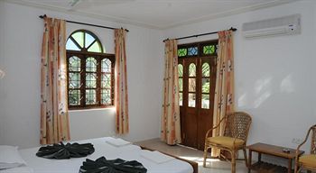 D'Souza'S Holiday Homes Candolim Exteriör bild